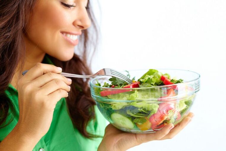 kilo vermek için sebze salatası yemek